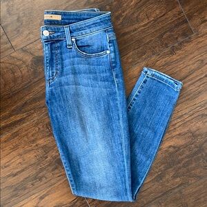 Mid Rise Joe’s Blue Denim Jeans